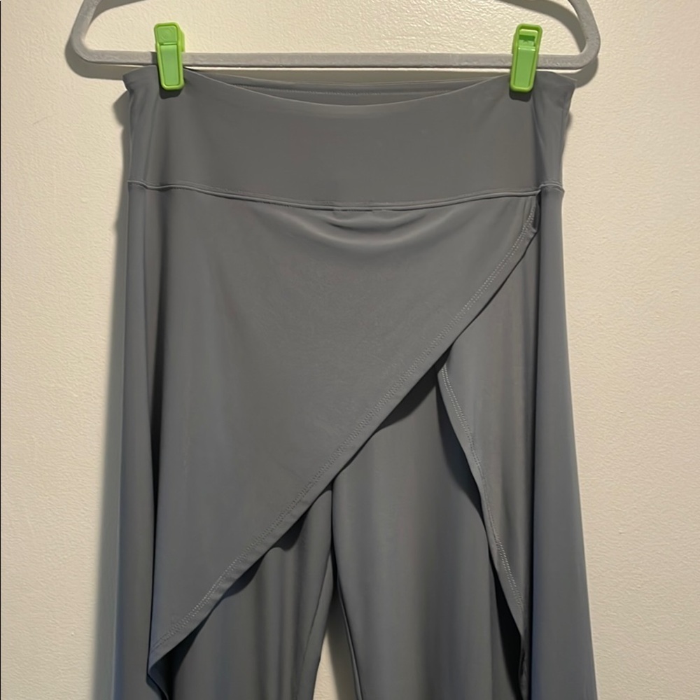 Focus by JJ Steel Gray Wrapped Asymmetrical Pull Up Draped Wide-Leg Pants - Picture 3 of 10